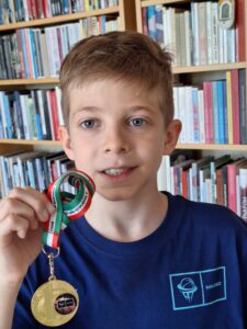 Nagy Márton Dániel a  Budapesti Honvéd Kosárlabda Akadémia U12-es csapatával sikeresen, három nyert meccsel zárta a hétvégén megrendezett Szakmai Tornát!