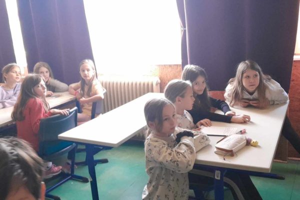 Szólások és közmondások világa – Játékos tanóra a Kőrösi Csoma Sándor Kéttannyelvű Általános Iskolában